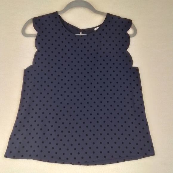 West Moon Sleeveless Blouse Size Small in Blue w/ Black Polka Dots - Picture 1 of 11